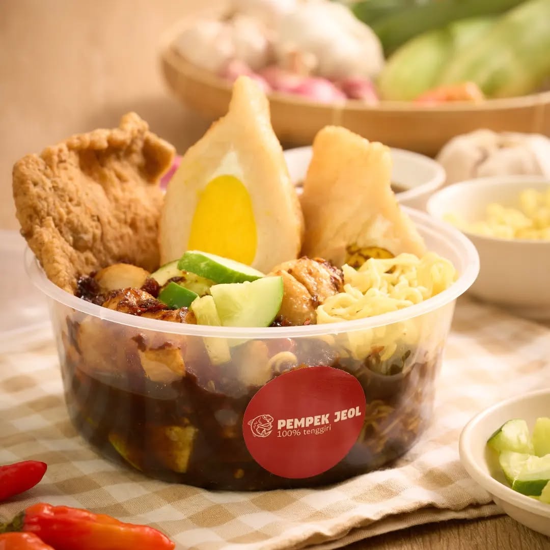 Pempek dalam cup